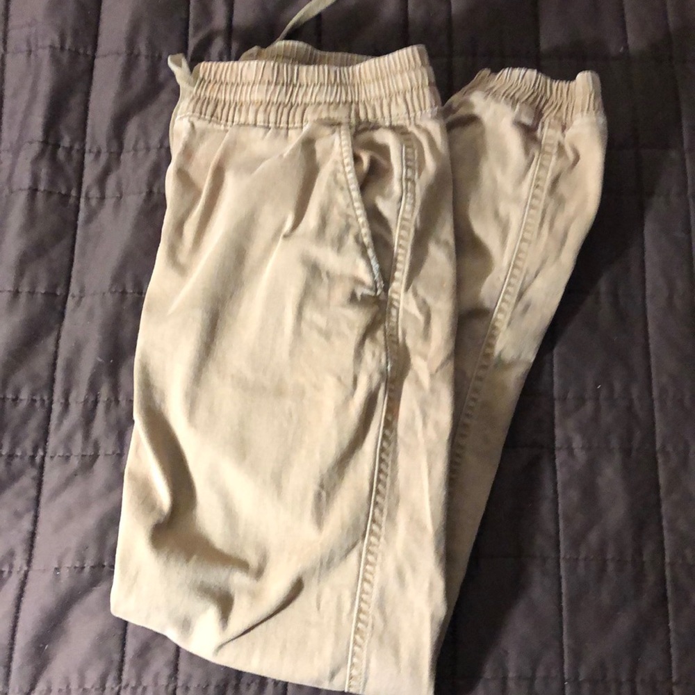 Never Lose Hedge tan elastic waist men’s pants, size small